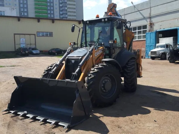 Экскаватор-погрузчик Case 695ST