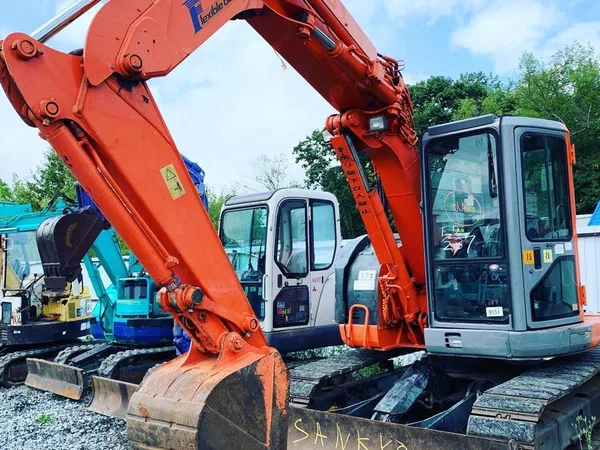 Мини-экскаватор Hitachi ZAXIS 75US-A