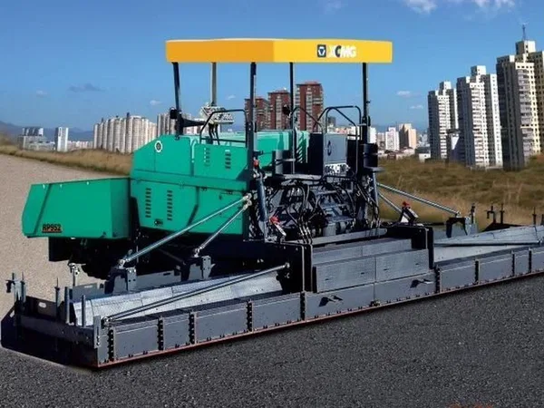Асфальтоукладчик XCMG RP952