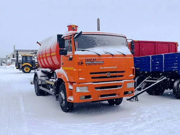Ассенизатор КамАЗ 53605 КО-529