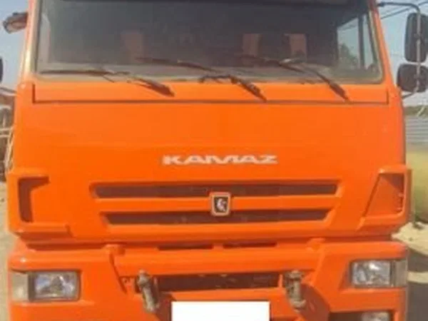 Самосвал КамАЗ 6520-43