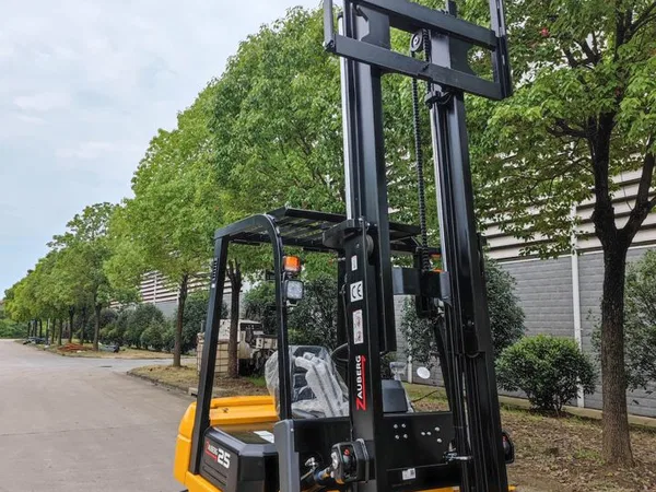 Вилочный погрузчик Zauberg CPCD25XC5C