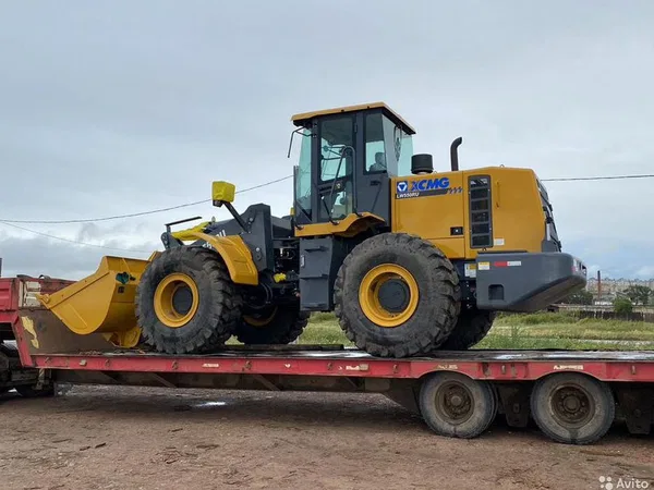 Фронтальный погрузчик XCMG LW550RU