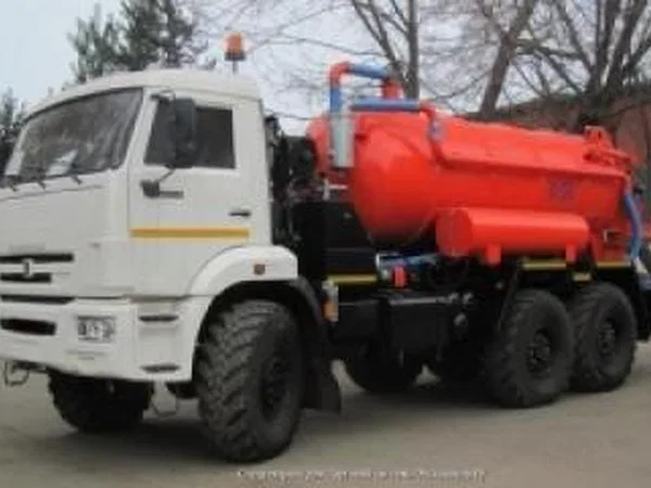 Илосос Коммаш-Мценск КО-530-24