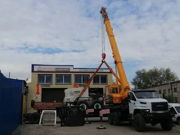 Автокран Ивановец КС-45717-2М на шасси УРАЛ Next 4320