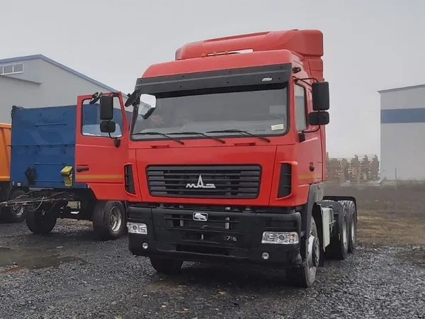 Седельный тягач МАЗ 6430C9-520-020