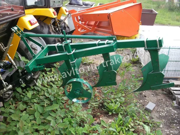 Плуг 1L-320 корпусной