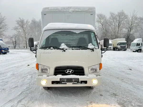 Промтоварный фургон Hyundai HD78
