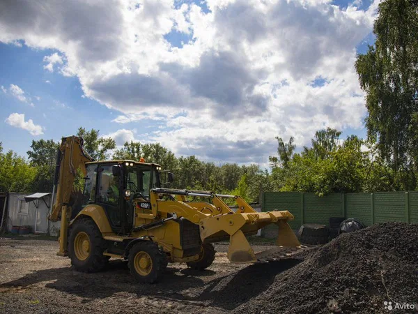 Экскаватор-погрузчик Caterpillar 426F2