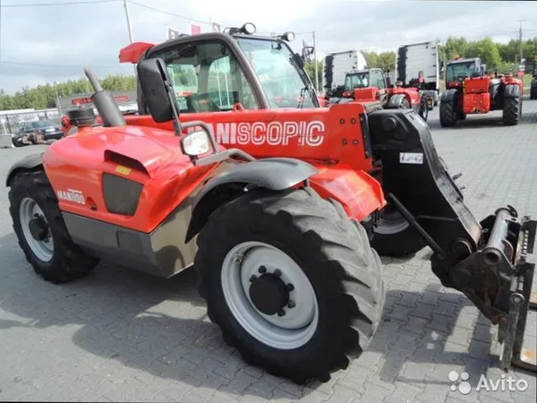 Телескопический погрузчик Manitou