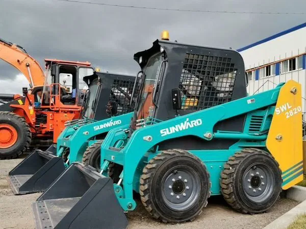 Мини-погрузчик Sunward SWL2820