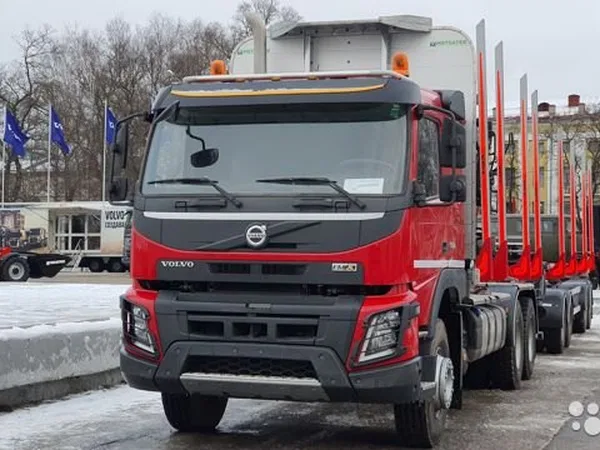 Сортиментовоз Volvo FMX