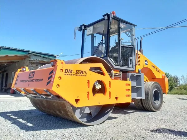 Комбинированный каток Завод Дорожных машин DM-58