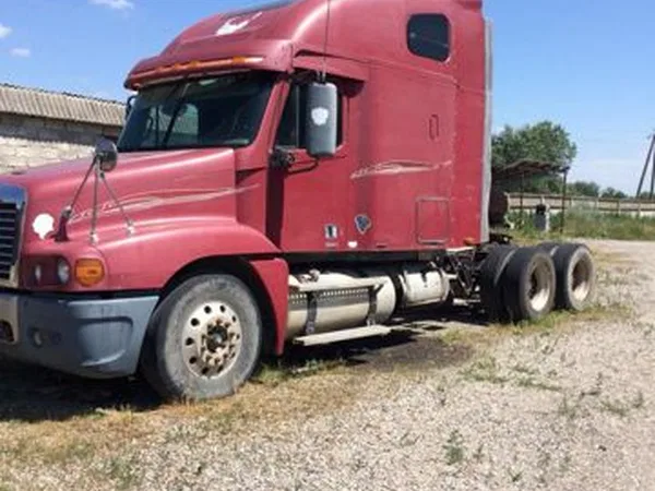Седельный тягач Freightliner ST120064ST