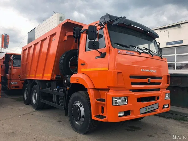 Самосвал КамАЗ 6520