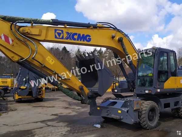 Колесный экскаватор XCMG XE210WB