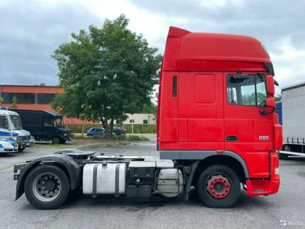 Седельный тягач DAF XF