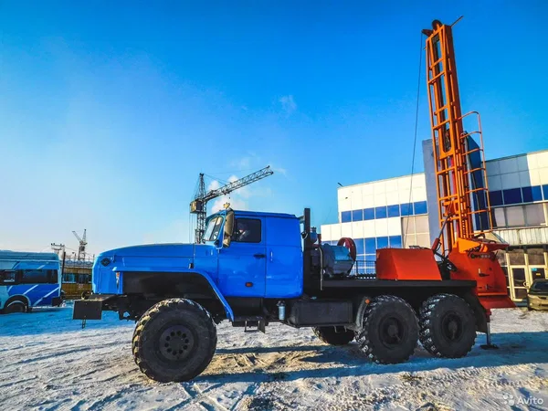 Мобильная буровая установка Бурагрегат УРБ-2А2 на шасси УРАЛ