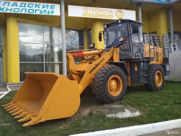 Фронтальный погрузчик Lonking LG833N