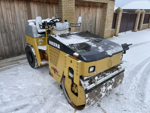 Комбинированный каток Sakai TW500V