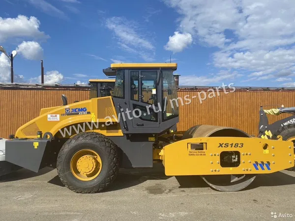Грунтовый каток XCMG XS183