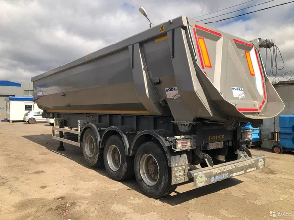 Самосвальный полуприцеп Bodex KIS 3WS2