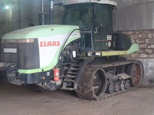 Гусеничный трактор Claas 65E