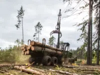 Форвардер Амкодор 2682-01