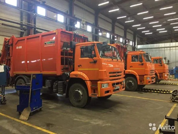 Мусоровоз КОММАШ Арзамас КО-440В на шасси КамАЗ