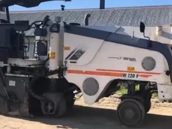 Дорожная фреза Wirtgen W120F