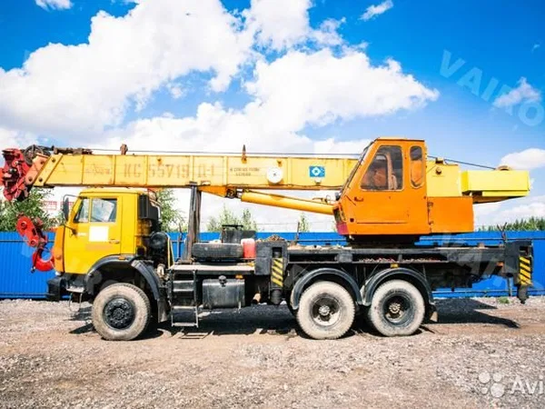 Автокран Донэкс (DONEX) КС-55719Д на шасси КамАЗ