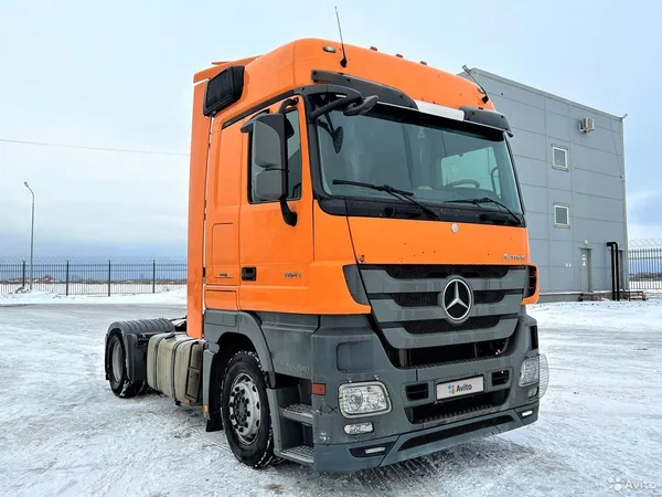 Седельный тягач Mercedes-Benz Actros 1841 LS