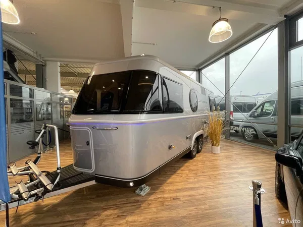 Прицеп-дача (кемпер) Hymer EribaTouring