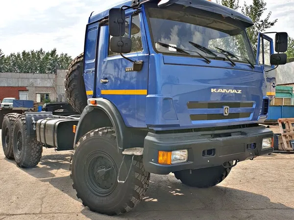 Седельный тягач КамАЗ 44108
