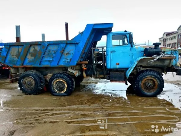 Самосвал УРАЛ 55571-0121-40