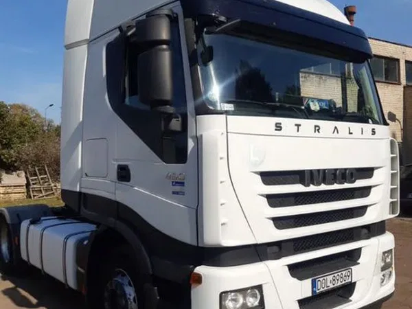 Седельный тягач IVECO Stralis
