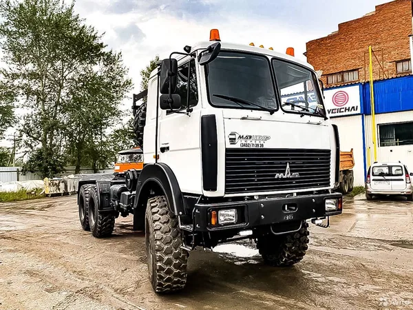 Седельный тягач МАЗ 6317F9-571-051