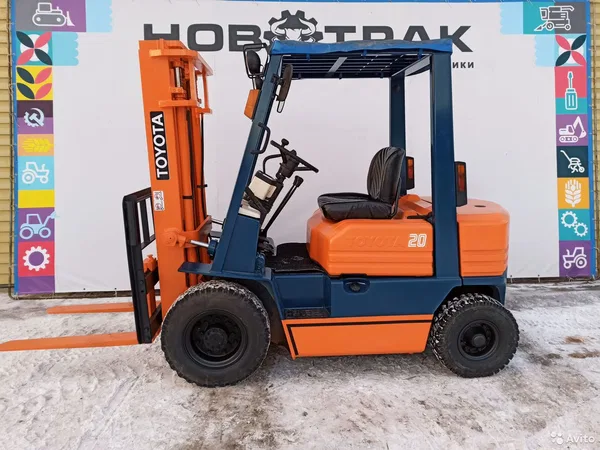 Вилочный погрузчик Toyota 42-5FG20