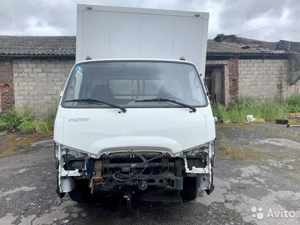 Промтоварный фургон Hyundai HD78