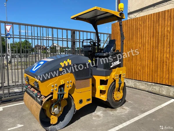Комбинированный каток XCMG XMR403VT