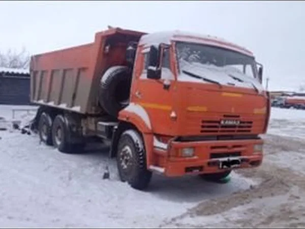 Самосвал КамАЗ 6520
