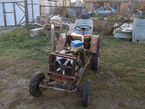 Трактор Т-25