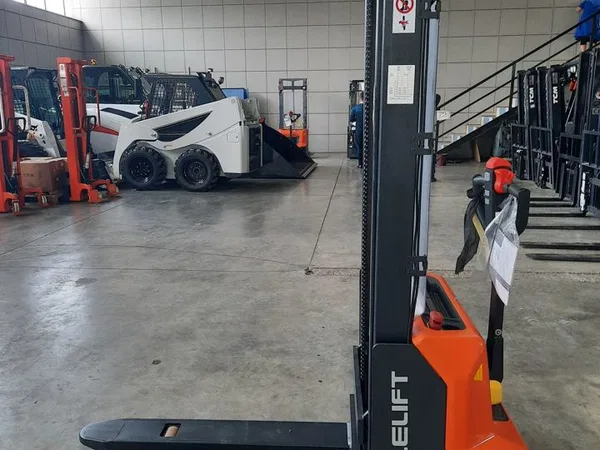 Штабелер Noblelift PSE12