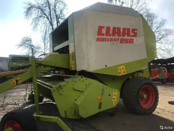 Пресс-подборщик Claas Rollant 250