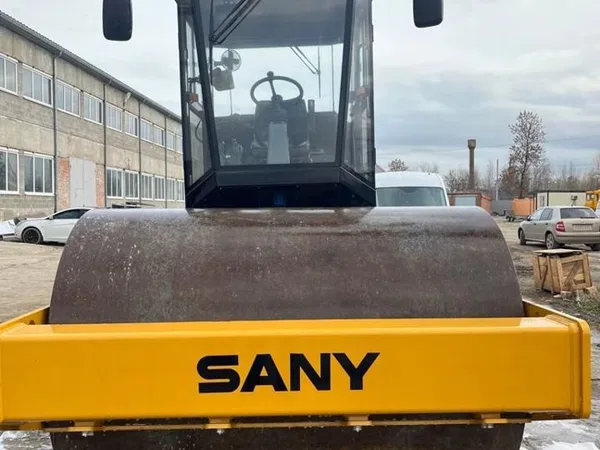 Грунтовый каток SANY SSR120С-10С2