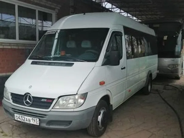 Микроавтобус Mercedes-Benz Sprinter