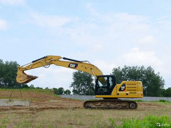 Гусеничный экскаватор Caterpillar 320