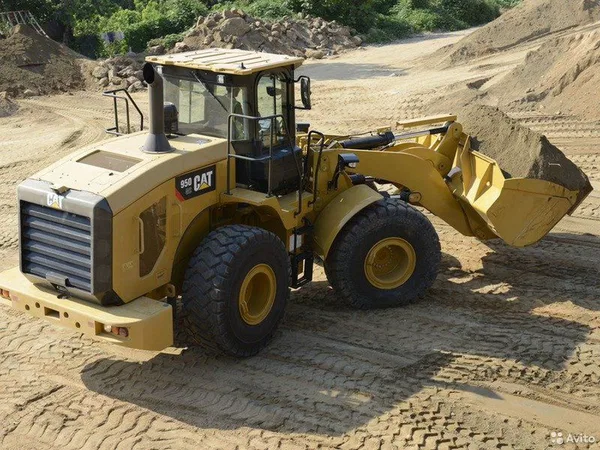 Фронтальный погрузчик Caterpillar 950GC