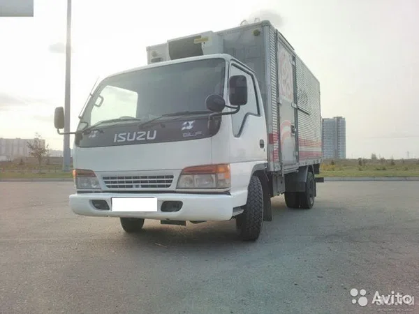 Рефрижераторный фургон Isuzu ELF
