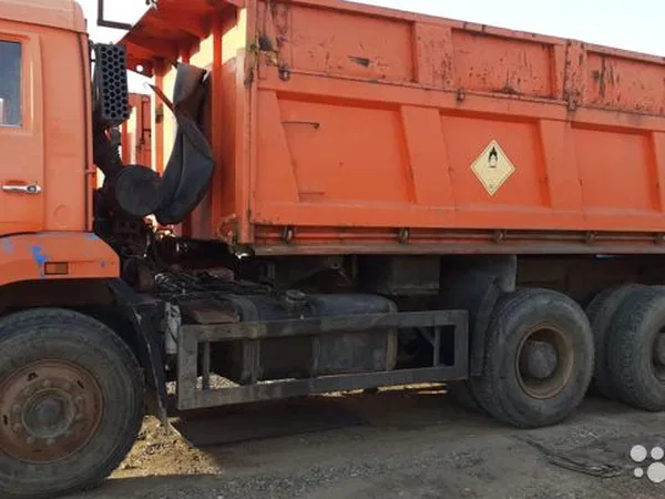 Самосвал КамАЗ 6520